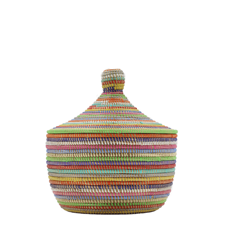 Regenboogmand tajine, Zijaanzicht