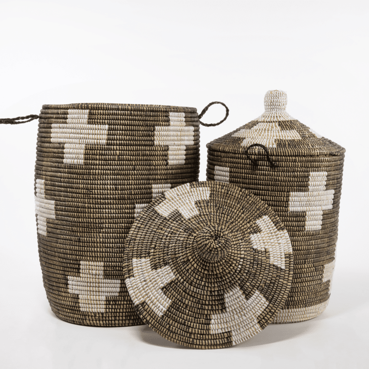 Foto van manden met hip croix motief