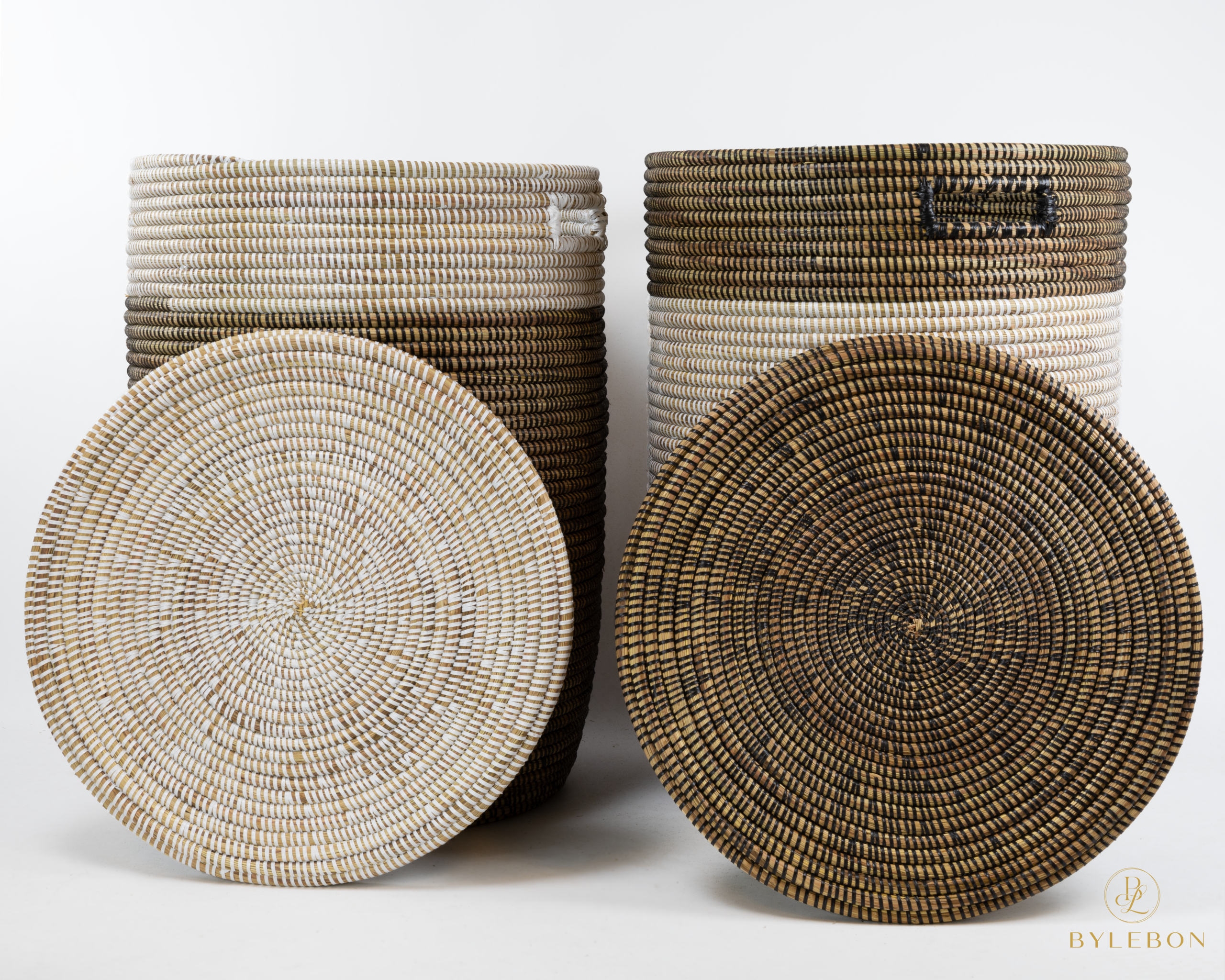 Grote Rieten Wasmand - Wit (bruine rand) - Afbeelding 4