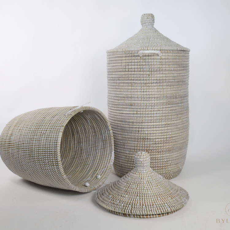 Set witte rieten wasmanden met deksel handgemaakt Senegal