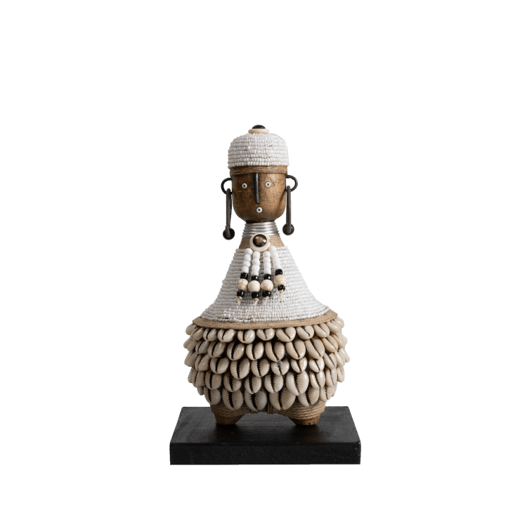 Namji Doll Zuri wit kralen en naturel schelpen